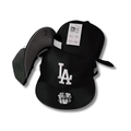 Los Angeles Dodgers Black with White Embroidered Logo ¨C Snapback Cap
