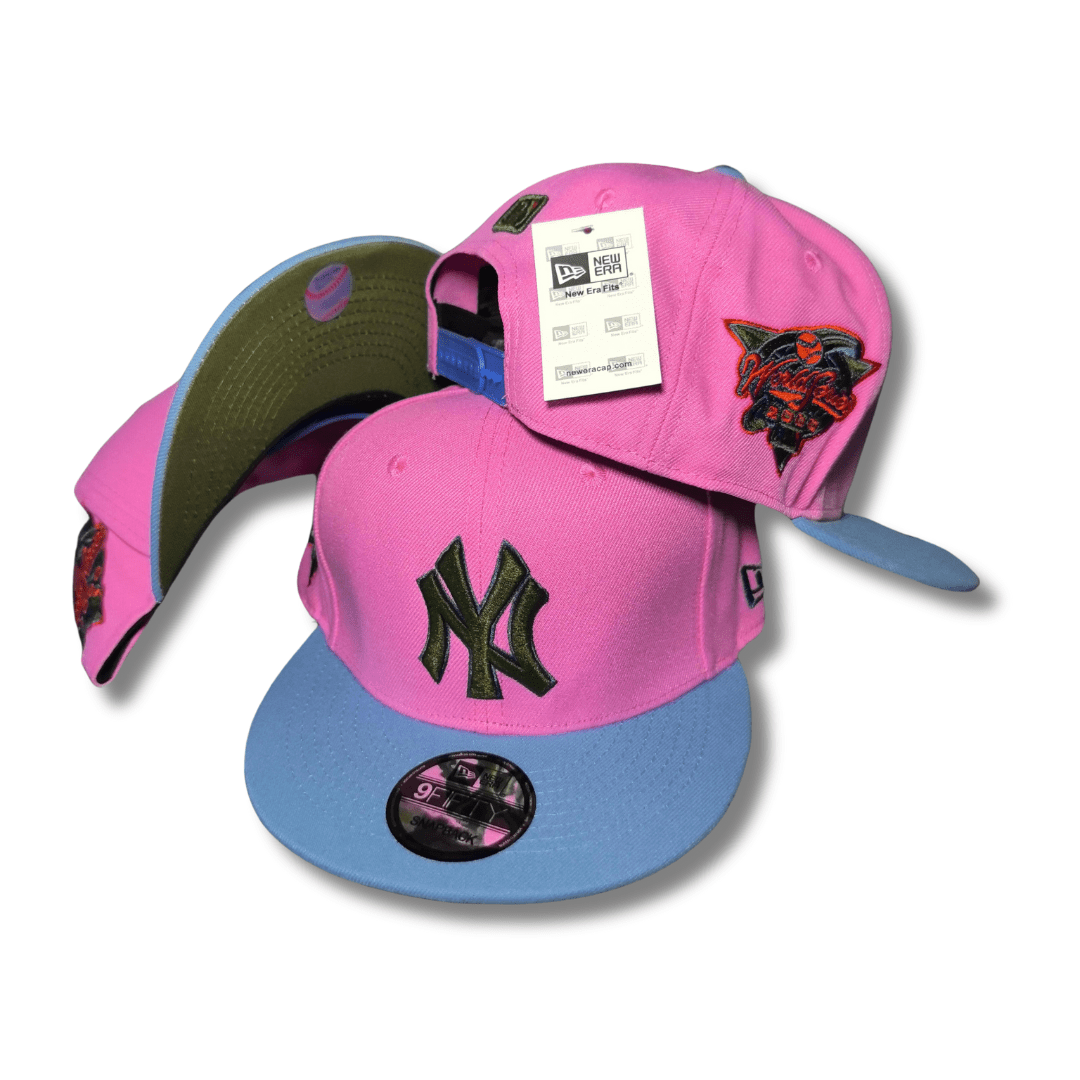 New York Yankees 9FIFTY with Side Patches Pink and Blue ¨C Snapback Cap