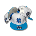 New York Yankees 9FIFTY with World Series Patches White and Light Blue ¨C Snapback Cap