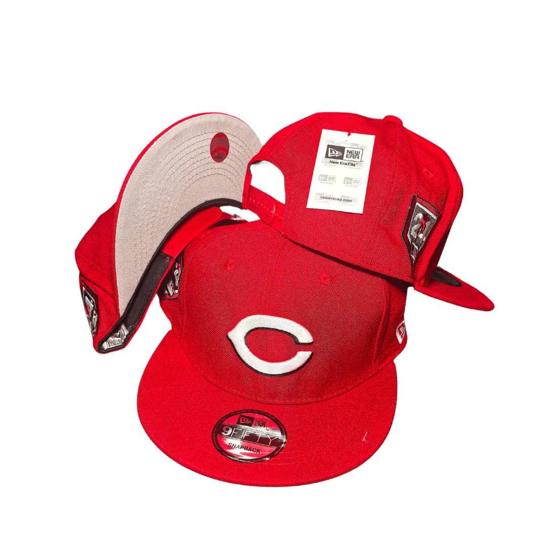 Cincinnati Reds Snapback Hat with White Embroidered Logo and Commemorative Side Patches ¨C Snapback Cap