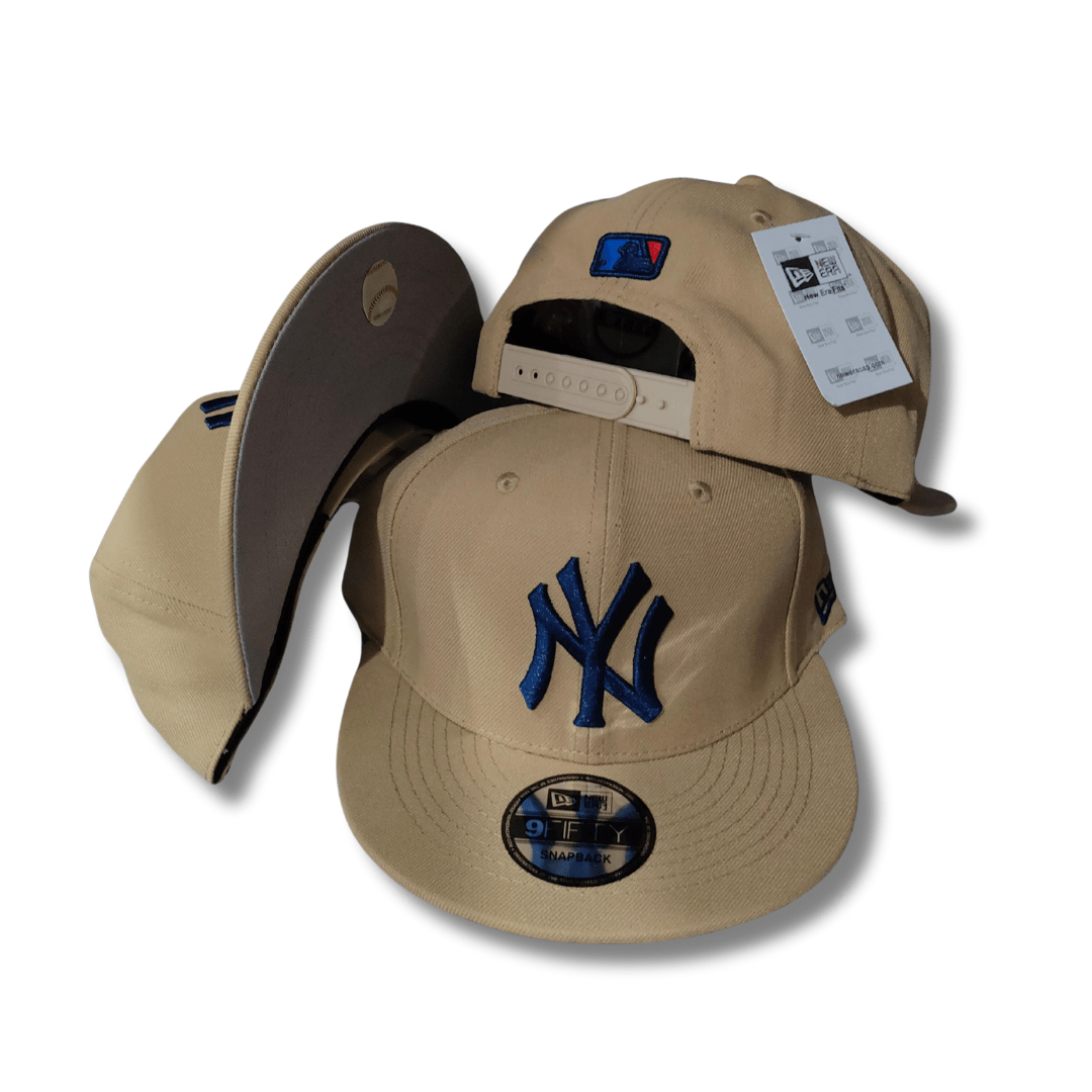 New York Yankees New Era 9FIFTY Tan and Navy Blue ¨C Snapback Cap