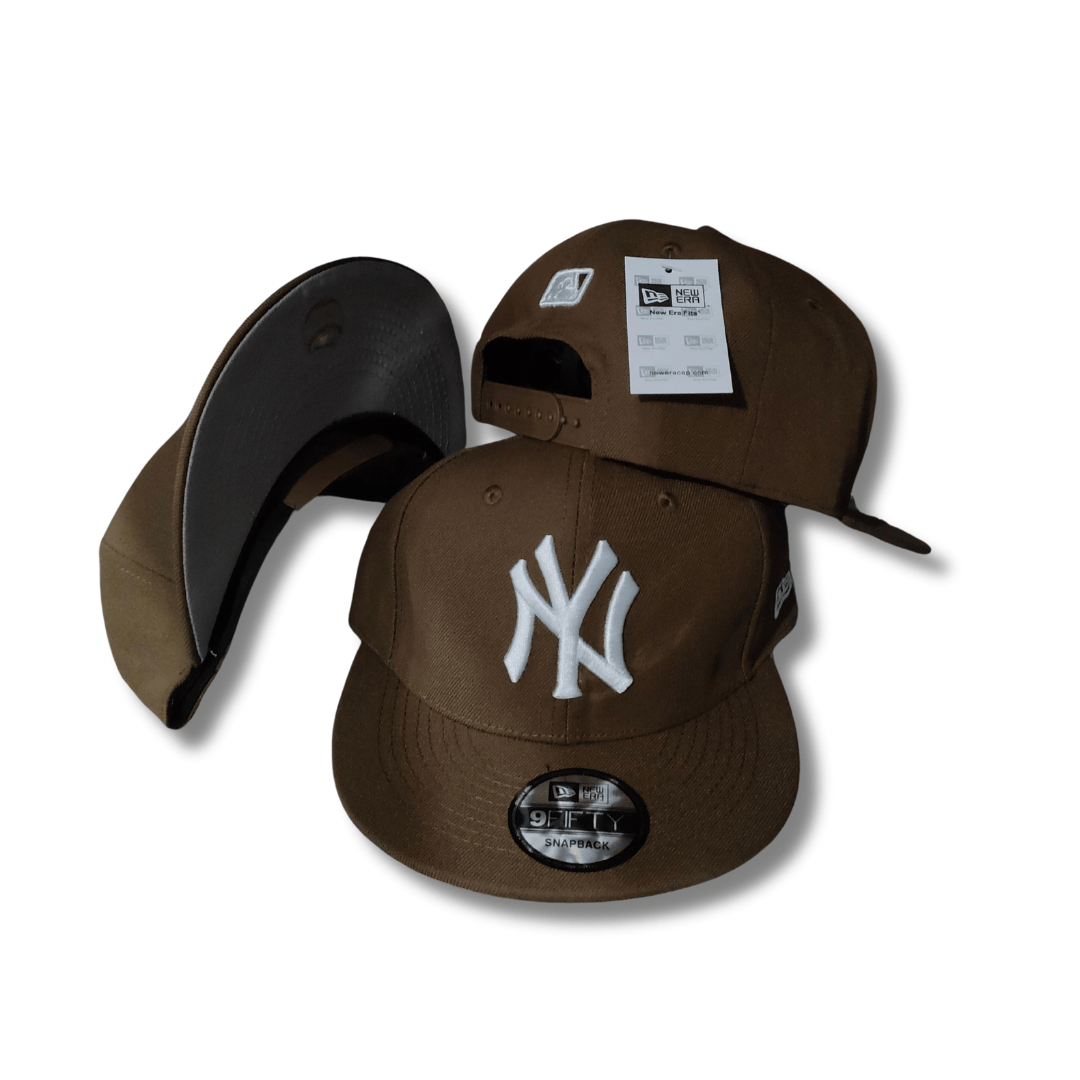 New York Yankees New Era 9FIFTY Brown and White ¨C Snapback Cap