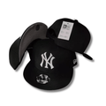 New York Yankees Black Classic White Logo ¨C Snapback Cap