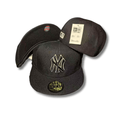 New York Yankees All-Black Classic MLB Style ¨C Fitted Cap