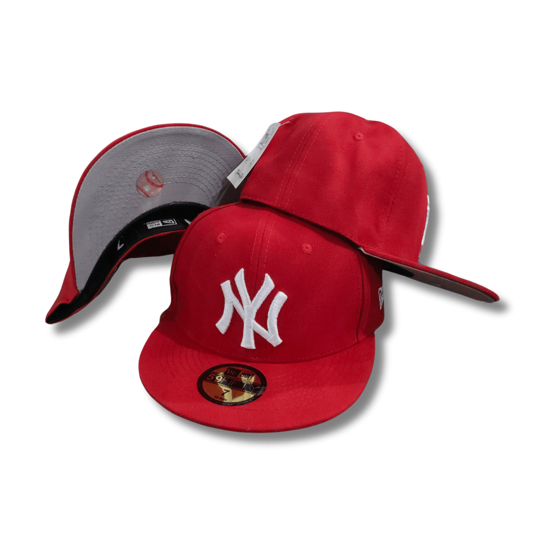 New York Yankees with White Logo Red ¨C Snapback Cap