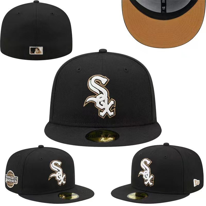 Chicago White Sox Fitted MLB Hat with 2005 World Series Patch and Gold Accents ¨C Black