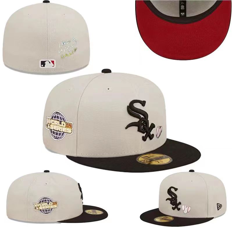Chicago White Sox Fitted MLB Hat with 2005 World Series Patch and Red Underbrim ¨C Cream