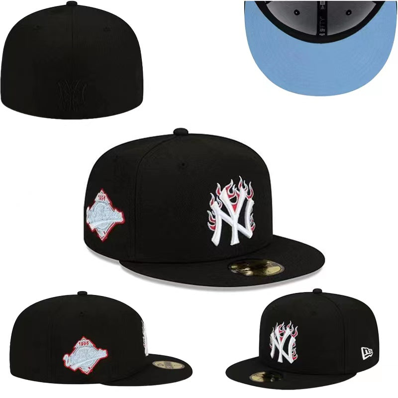 New York Yankees 59FIFTY Fitted Hat with Flame Embroidery and 1996 World Series Patch ¨C Black