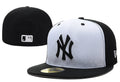 New York Yankees 59FIFTY Fitted Hat with Two-Tone Design ¨C Black and White