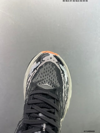 HOKA ONE ONE Stinson 7
