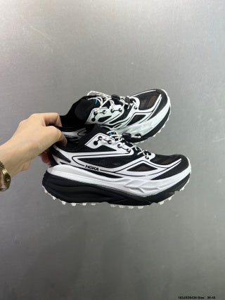 HOKA M Stinson 7