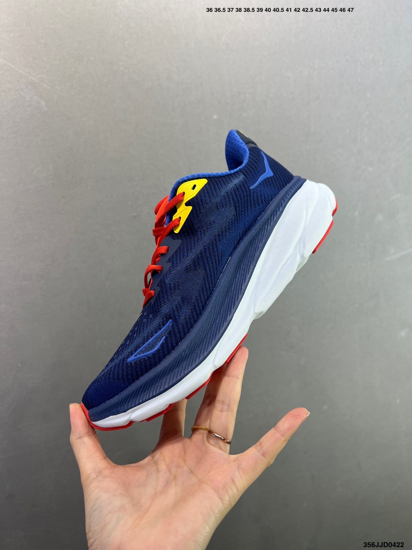 HOKA ONE ONE Clifton 9