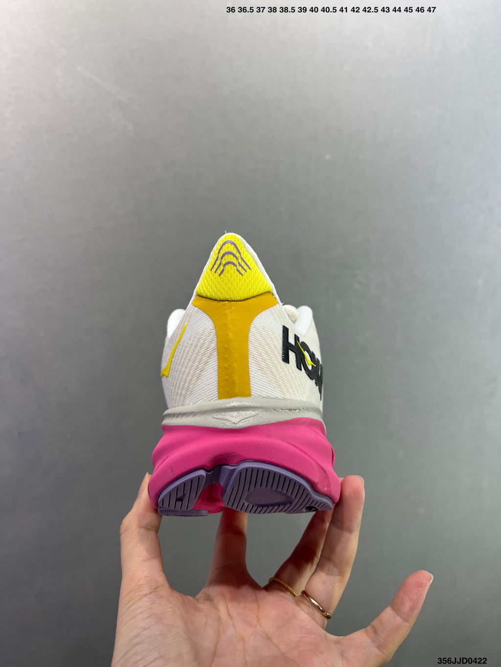 HOKA ONE ONE Clifton 9