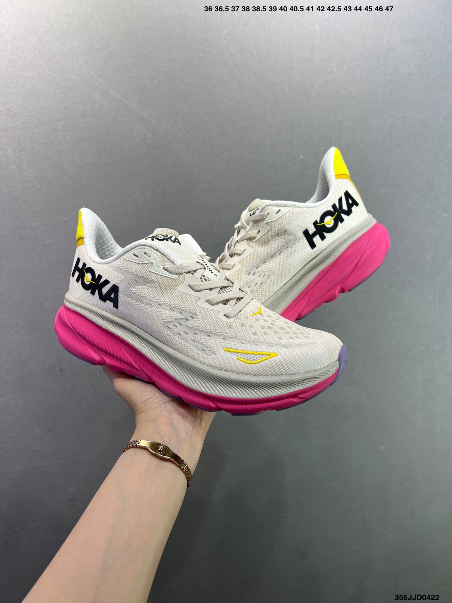 HOKA ONE ONE Clifton 9