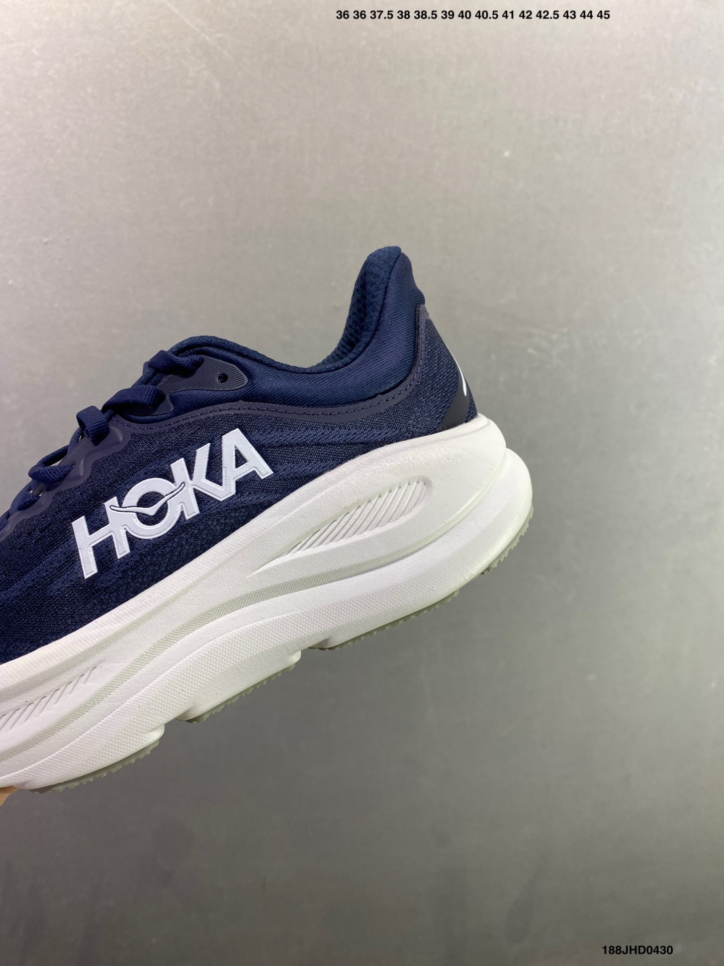 HOKA ONE ONE Bondi 9