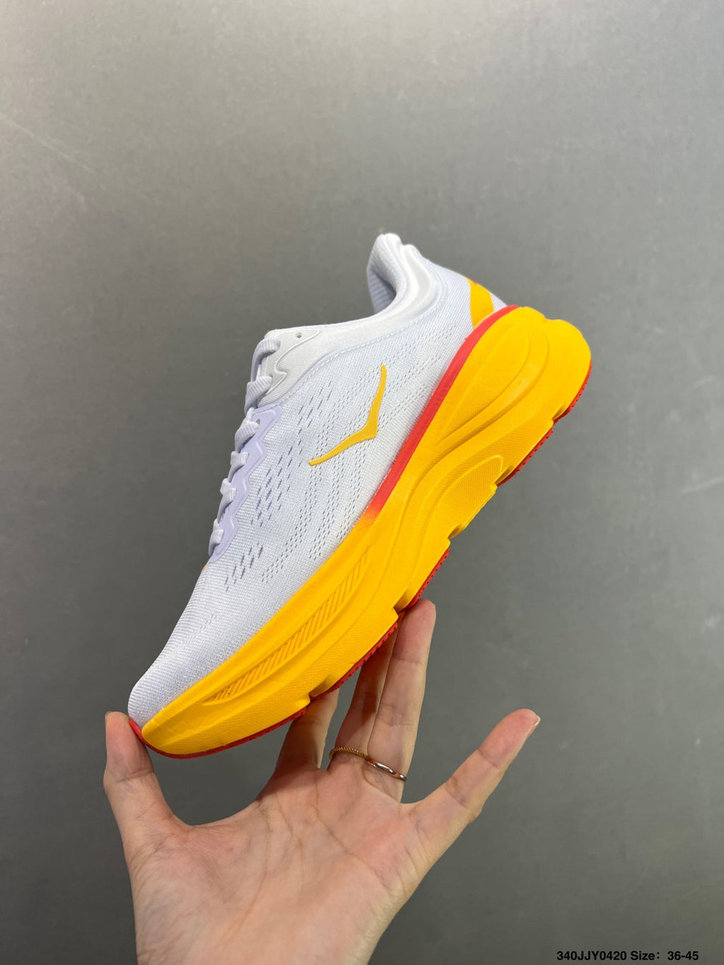 HOKA ONE ONE Bondi 9