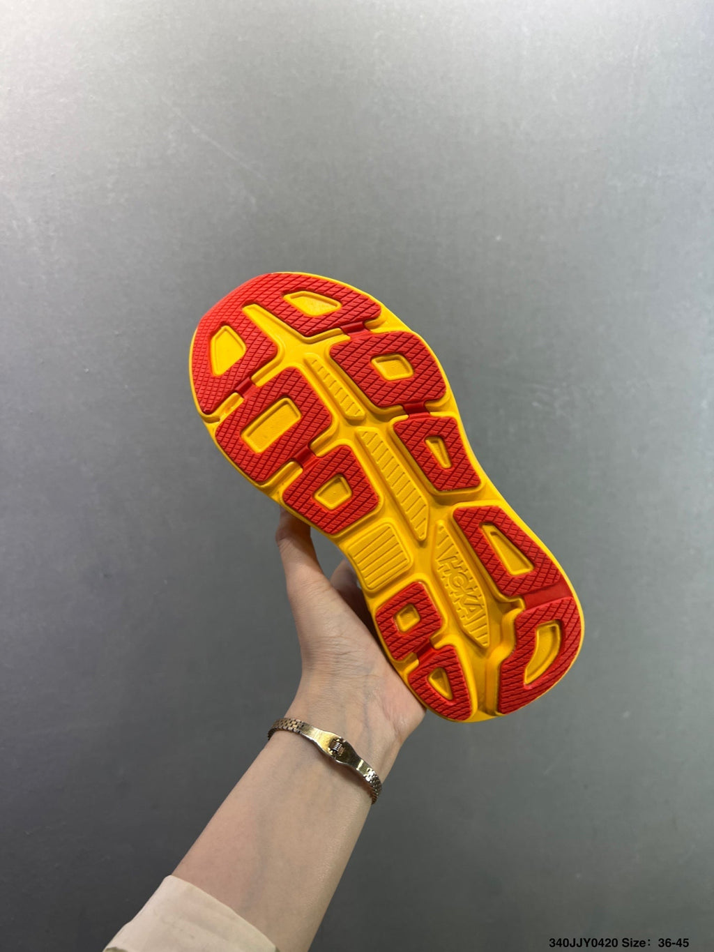 HOKA ONE ONE Bondi 9