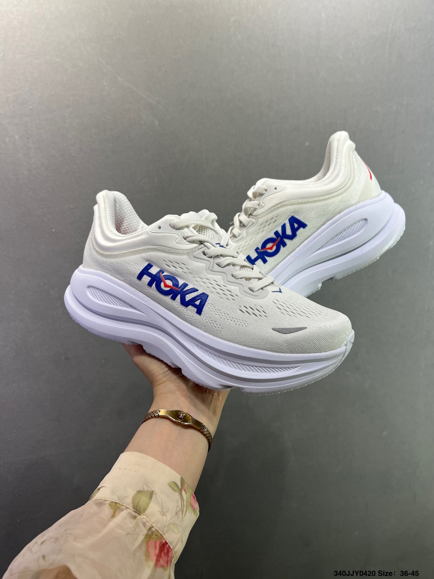 HOKA ONE ONE Bondi 9