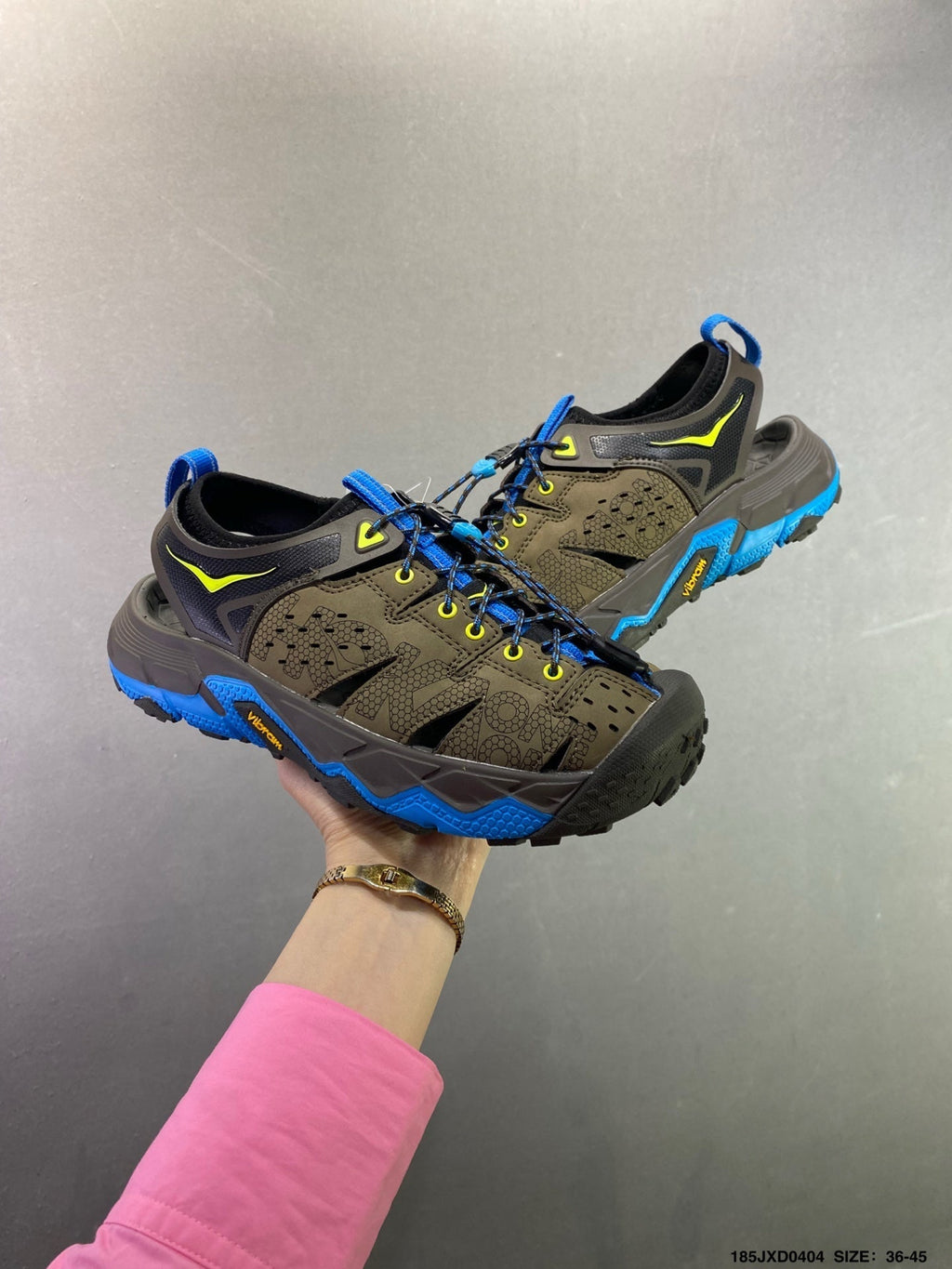 HOKA ONE ONE VIBRAM TOR TRAFA