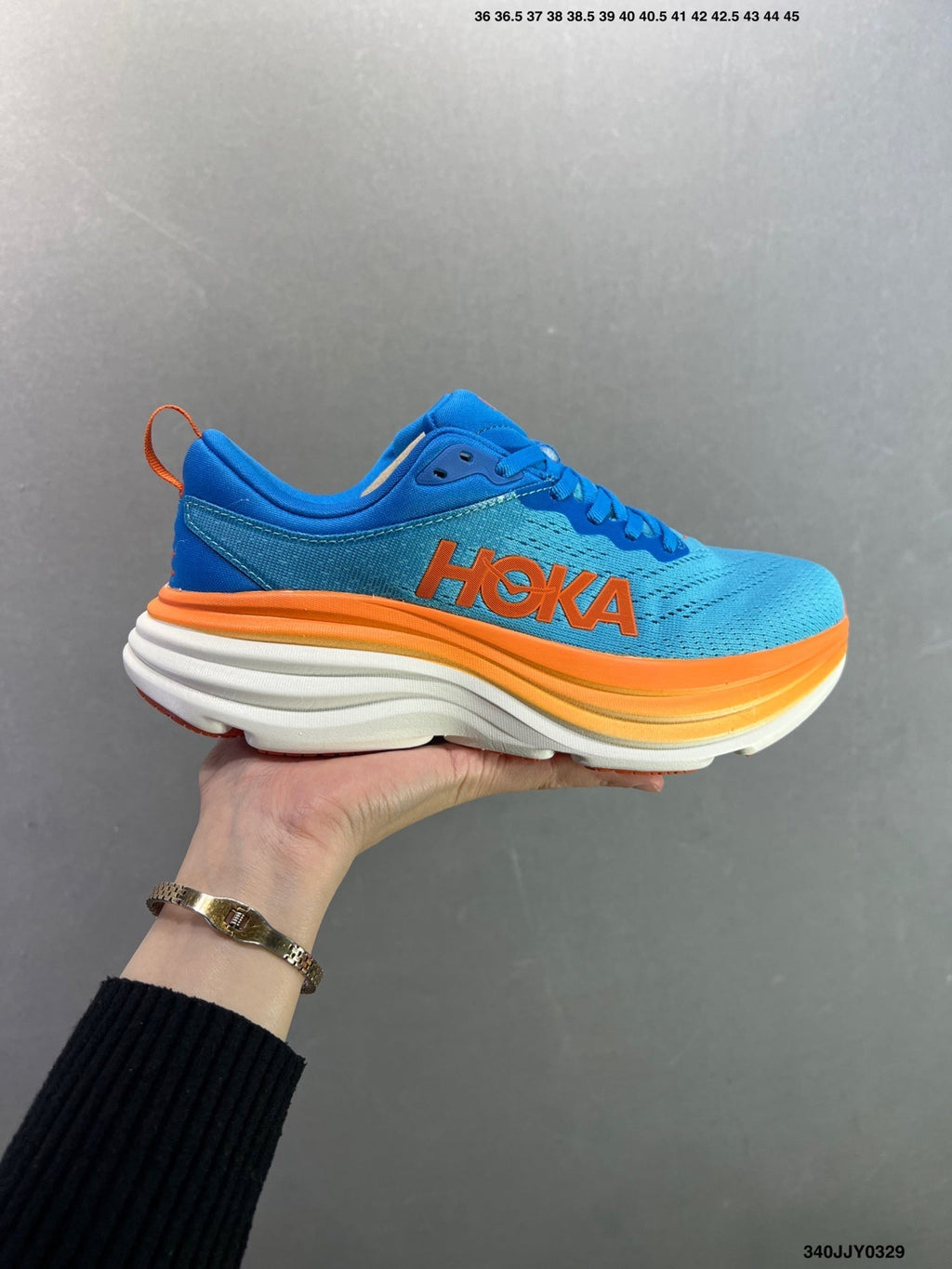 HOKA W BONDI 8