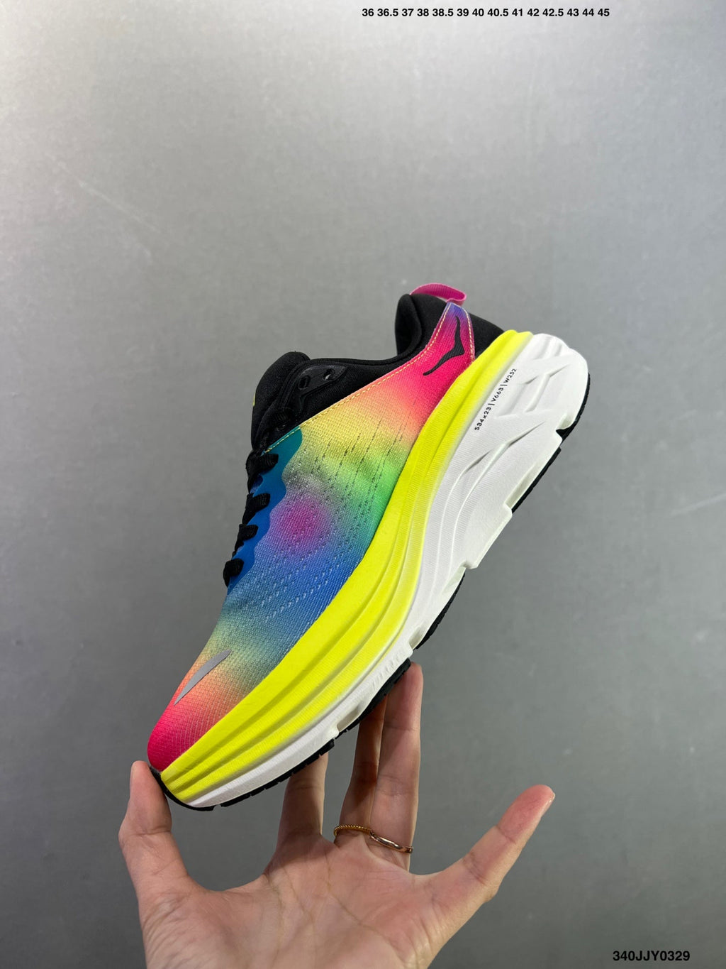 HOKA W BONDI 8