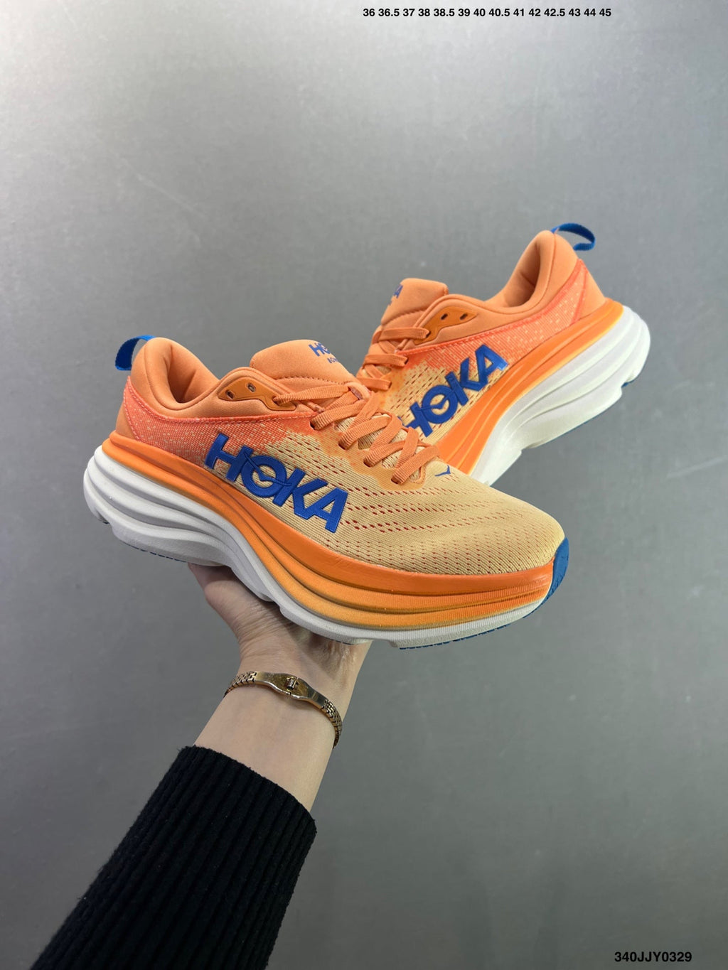 HOKA W BONDI 8
