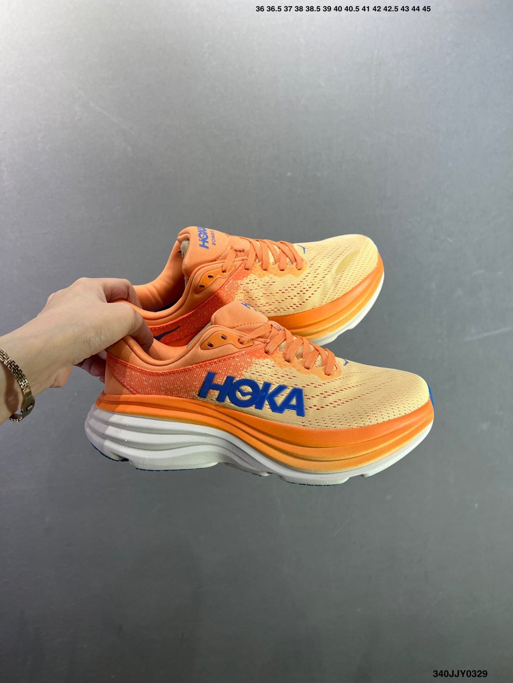 HOKA W BONDI 8