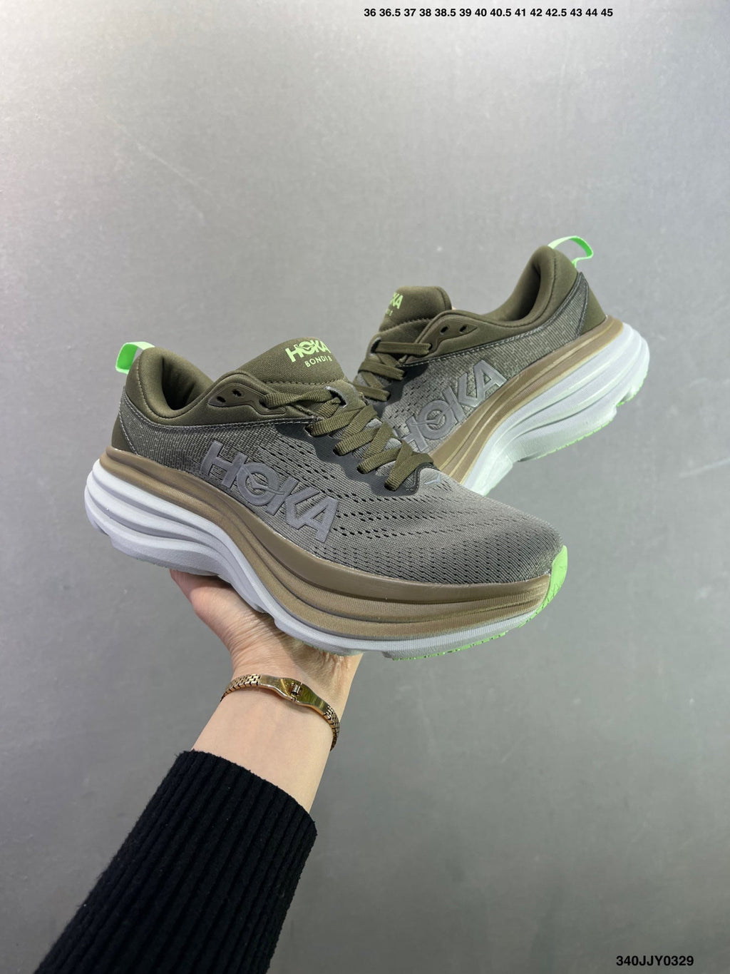 HOKA W BONDI 8