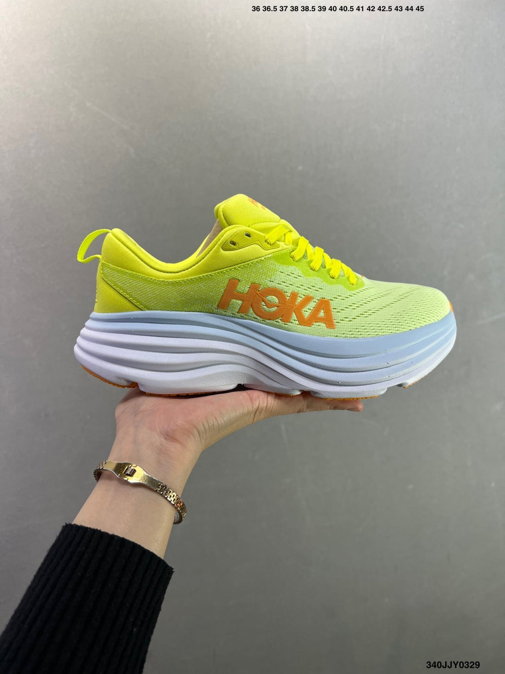 HOKA W BONDI 8