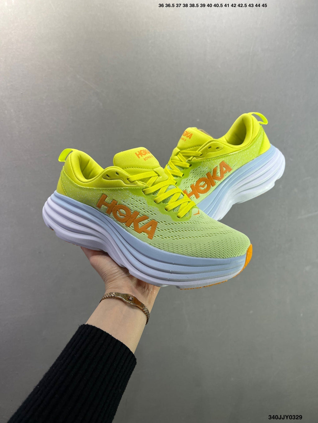 HOKA W BONDI 8