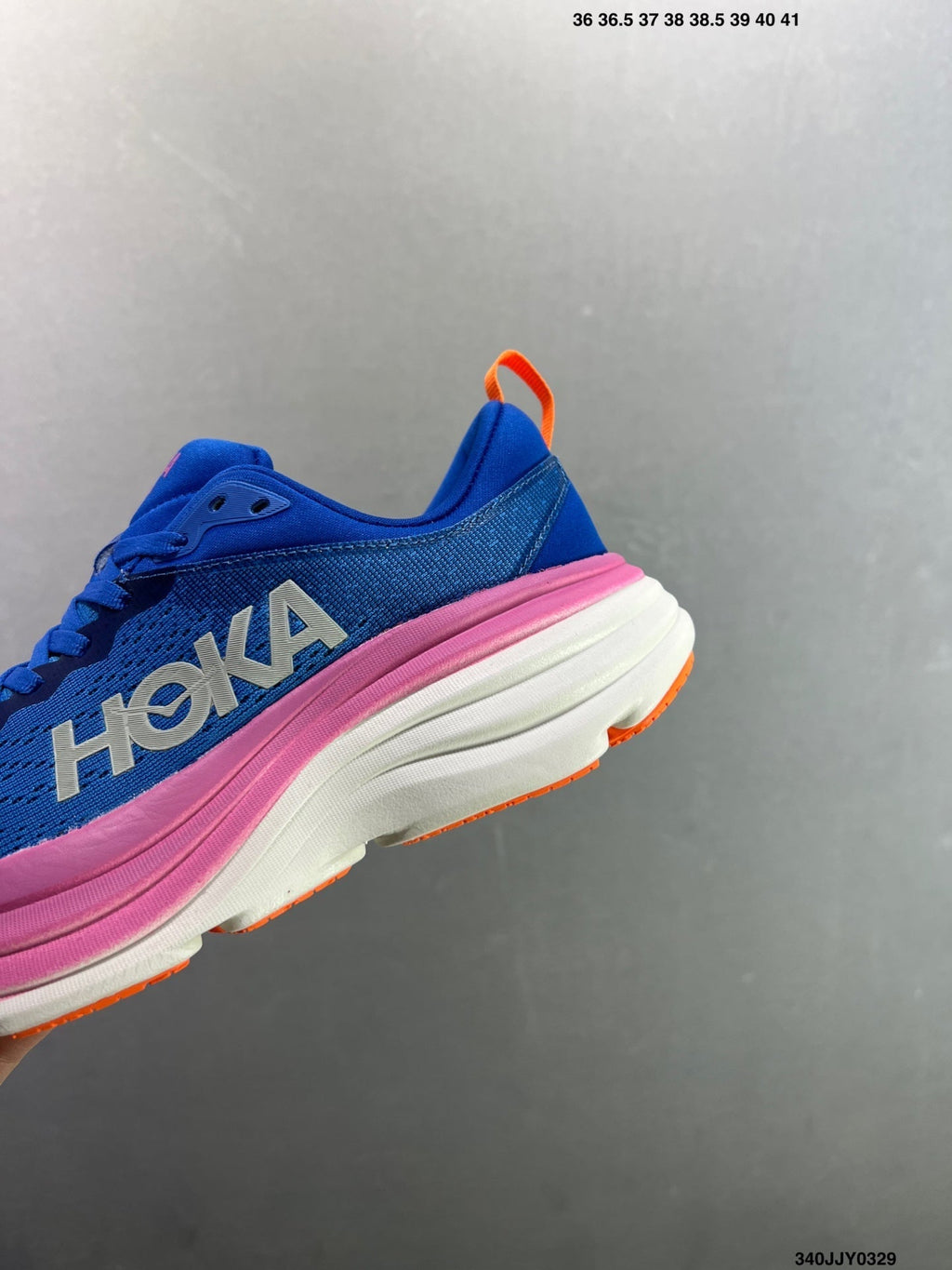 HOKA W BONDI 8