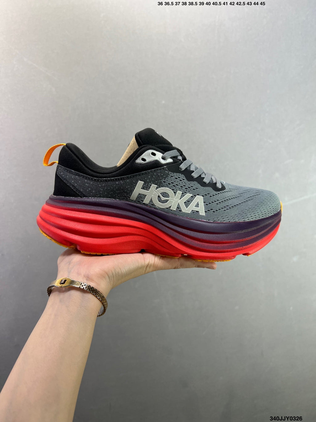 HOKA ONE ONE Bondi 8