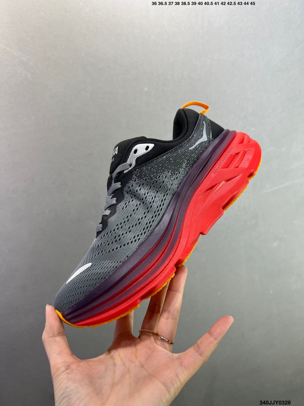 HOKA ONE ONE Bondi 8