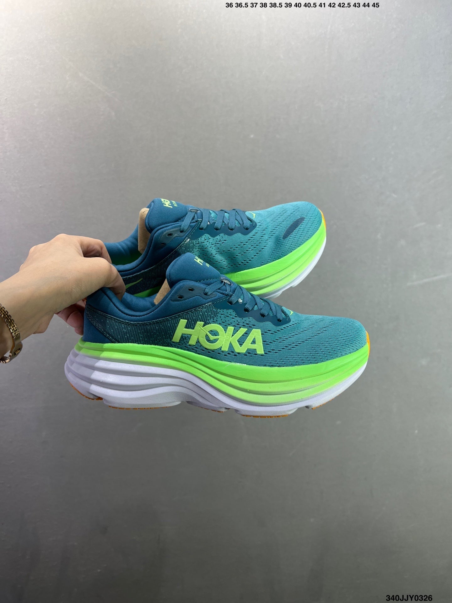 HOKA ONE ONE Bondi 8