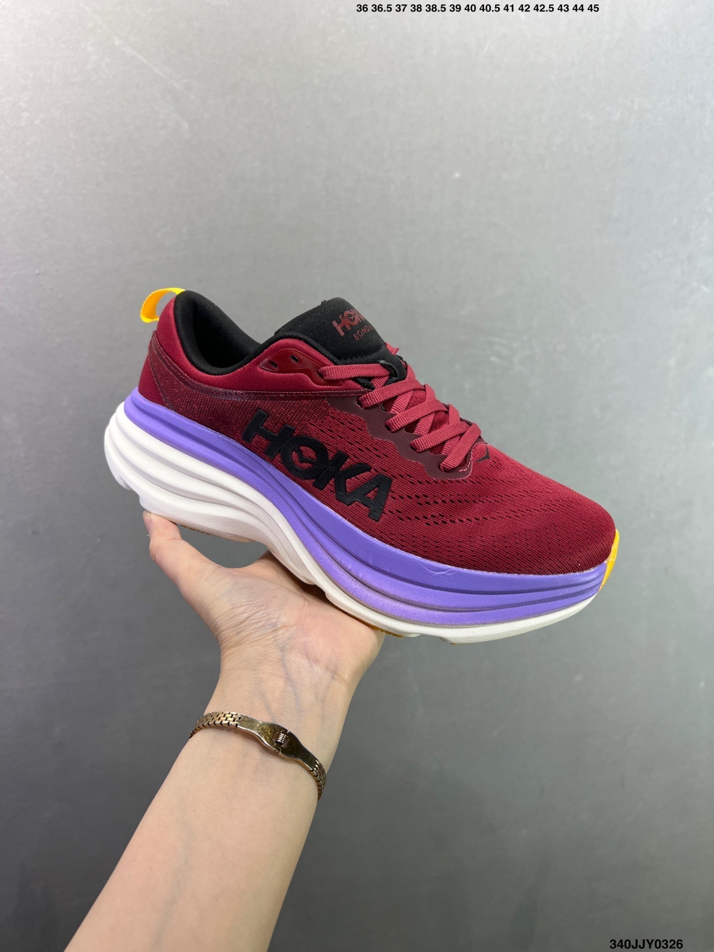 HOKA ONE ONE Bondi 8