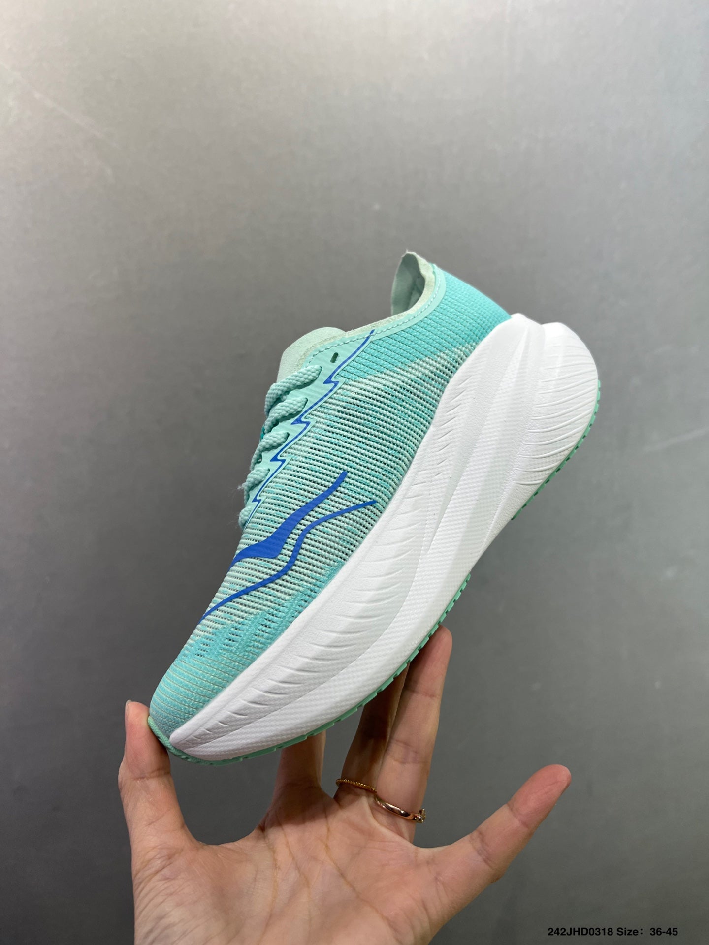 HOKA ONE ONE MACH X 2
