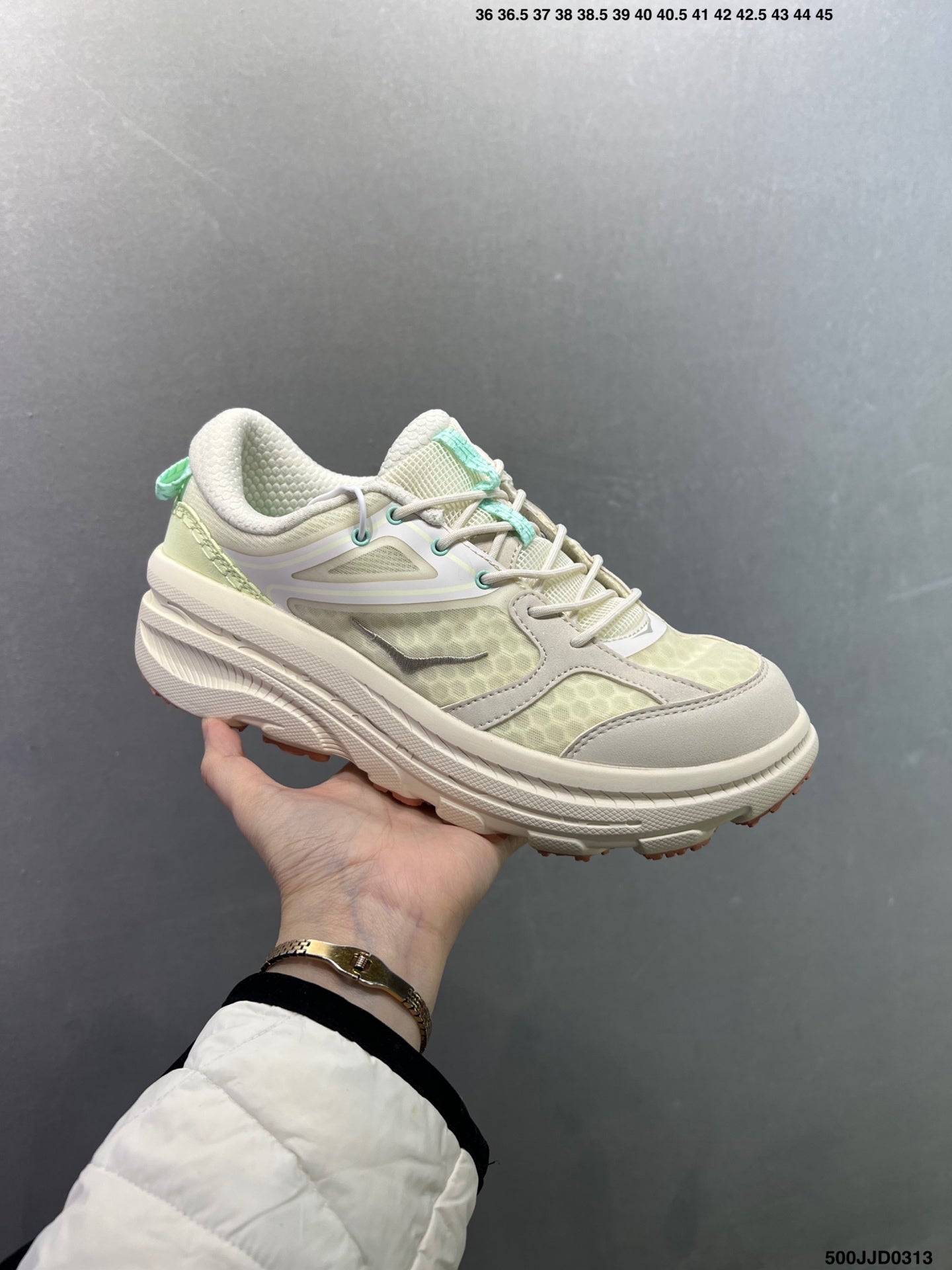 HOKA u Bondi B3ls