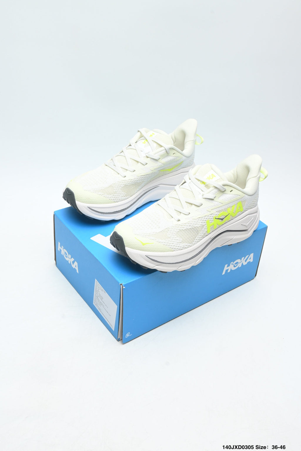 HOKA W CHALLENGER 8