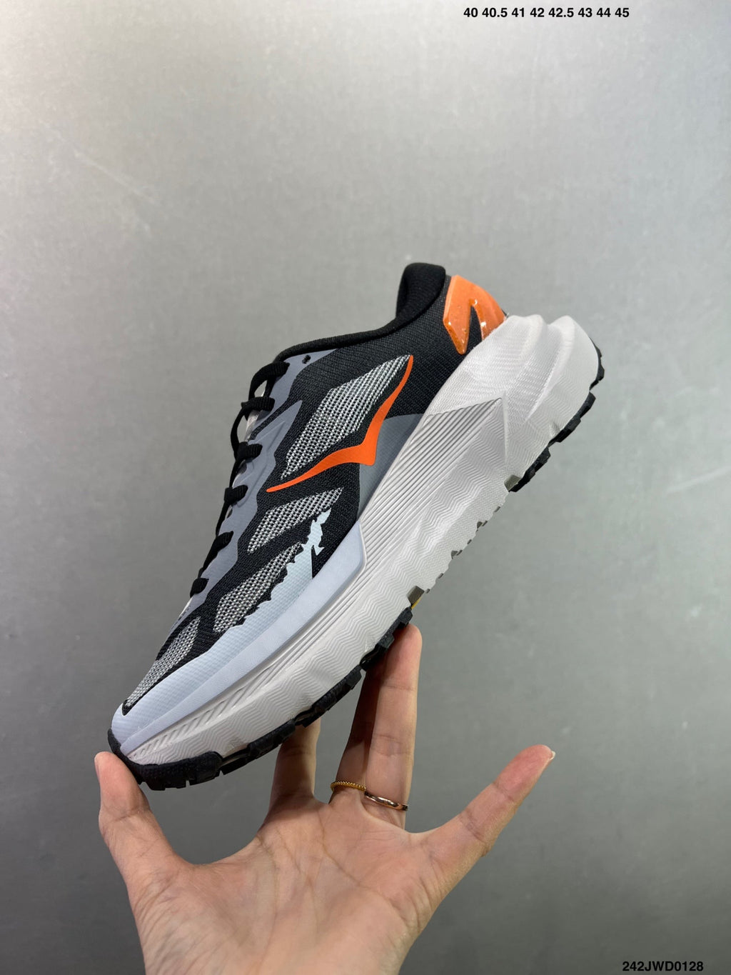 HOKA ONE ONE M MAFATE X
