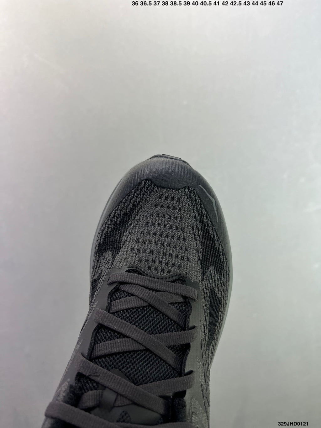 HOKA CHALLENGER 8