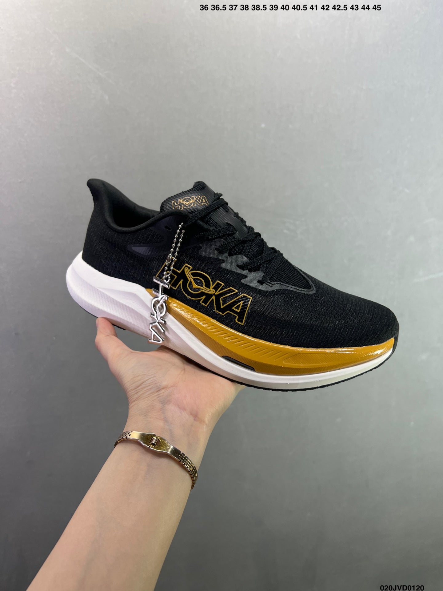 Hoka One One Rocket X 3