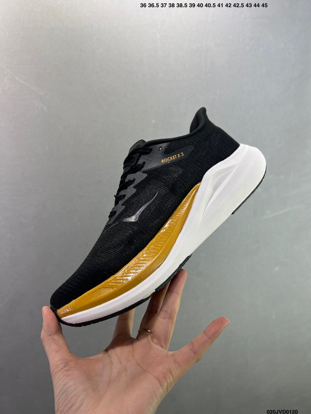 Hoka One One Rocket X 3