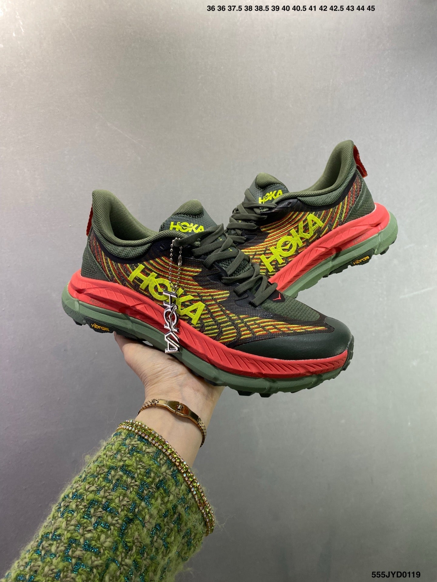HOKA ONE ONE Mafate Speed 4