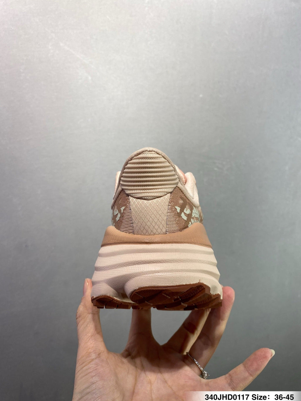 HOKA ONE ONE Stinson 7