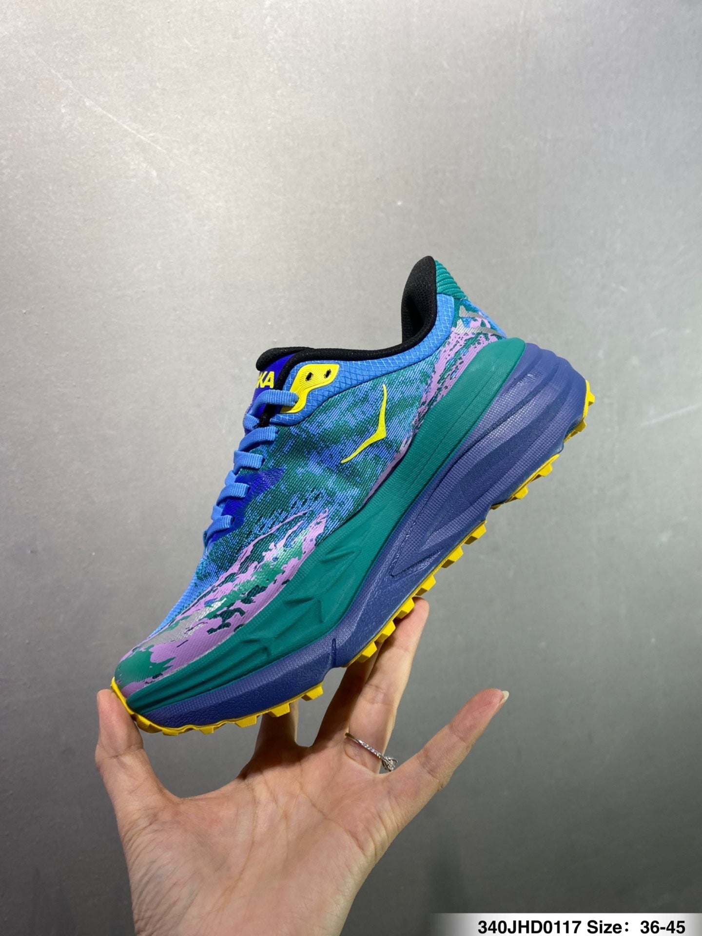 HOKA ONE ONE Stinson 7