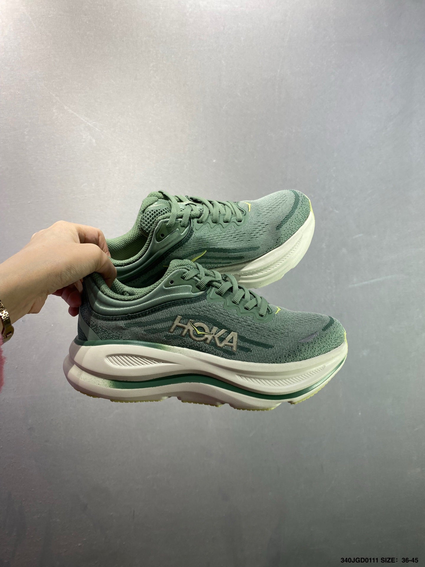 HOKA ONE ONE Bondi 9