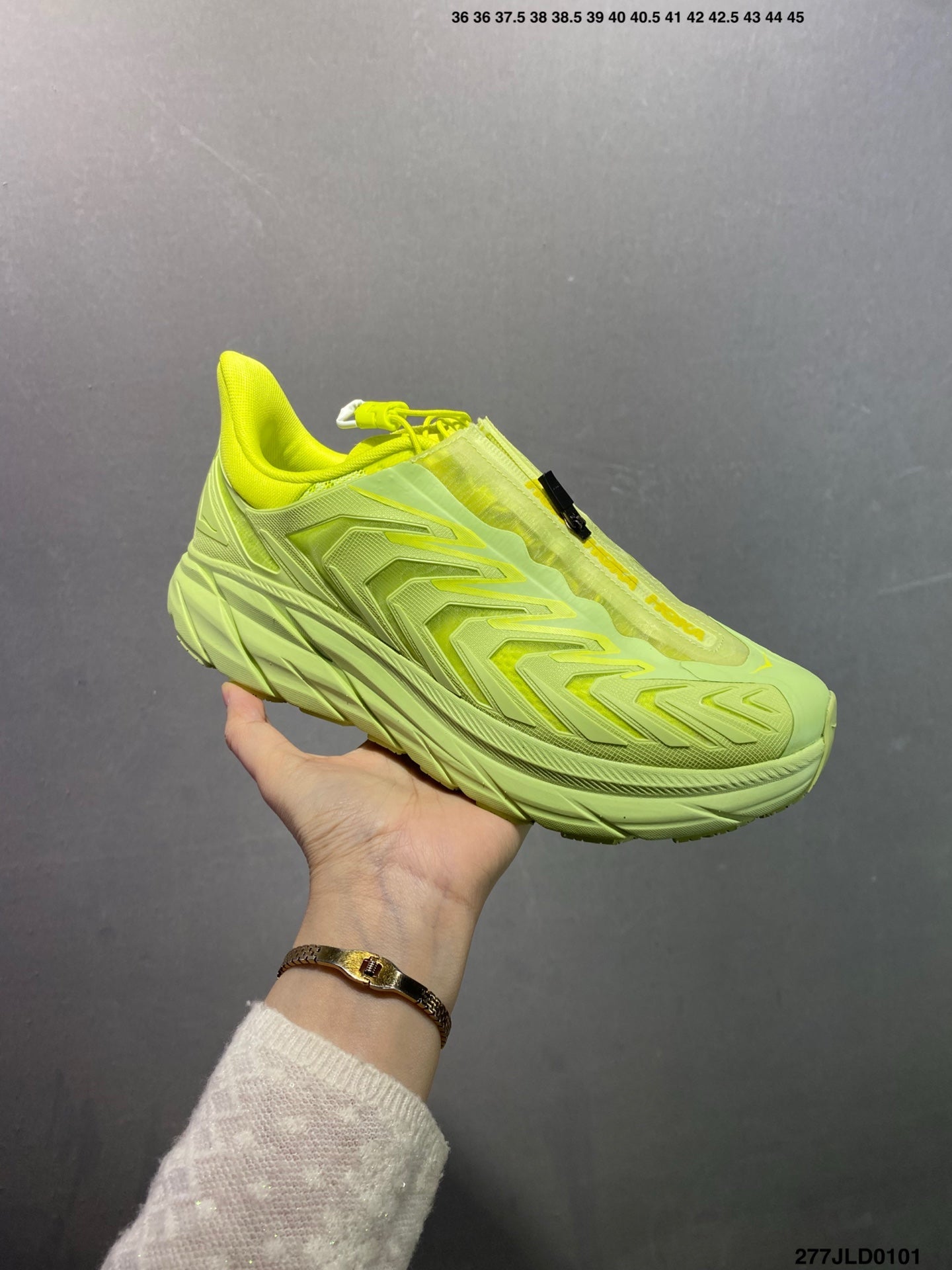HOKA ONE ONE PROJECT TRANSPORT