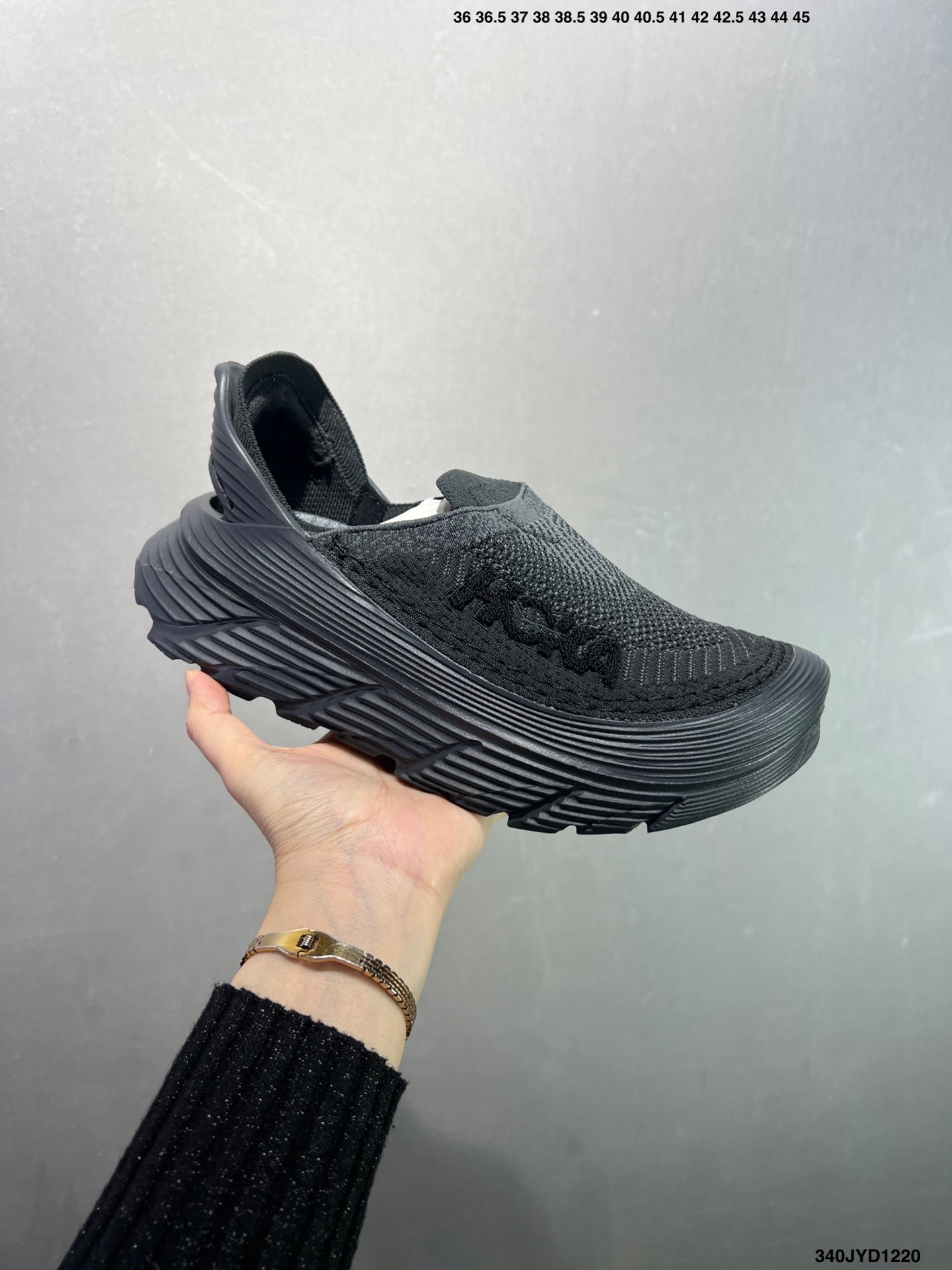 HOKA ONE ONE Restore TS