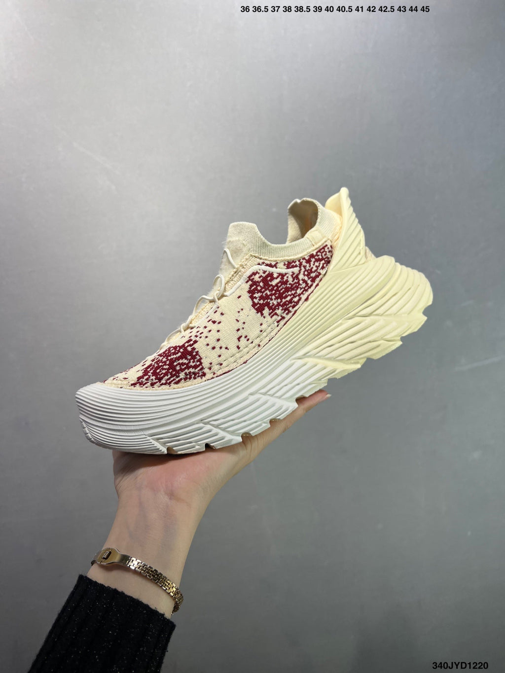 HOKA ONE ONE Restore TS