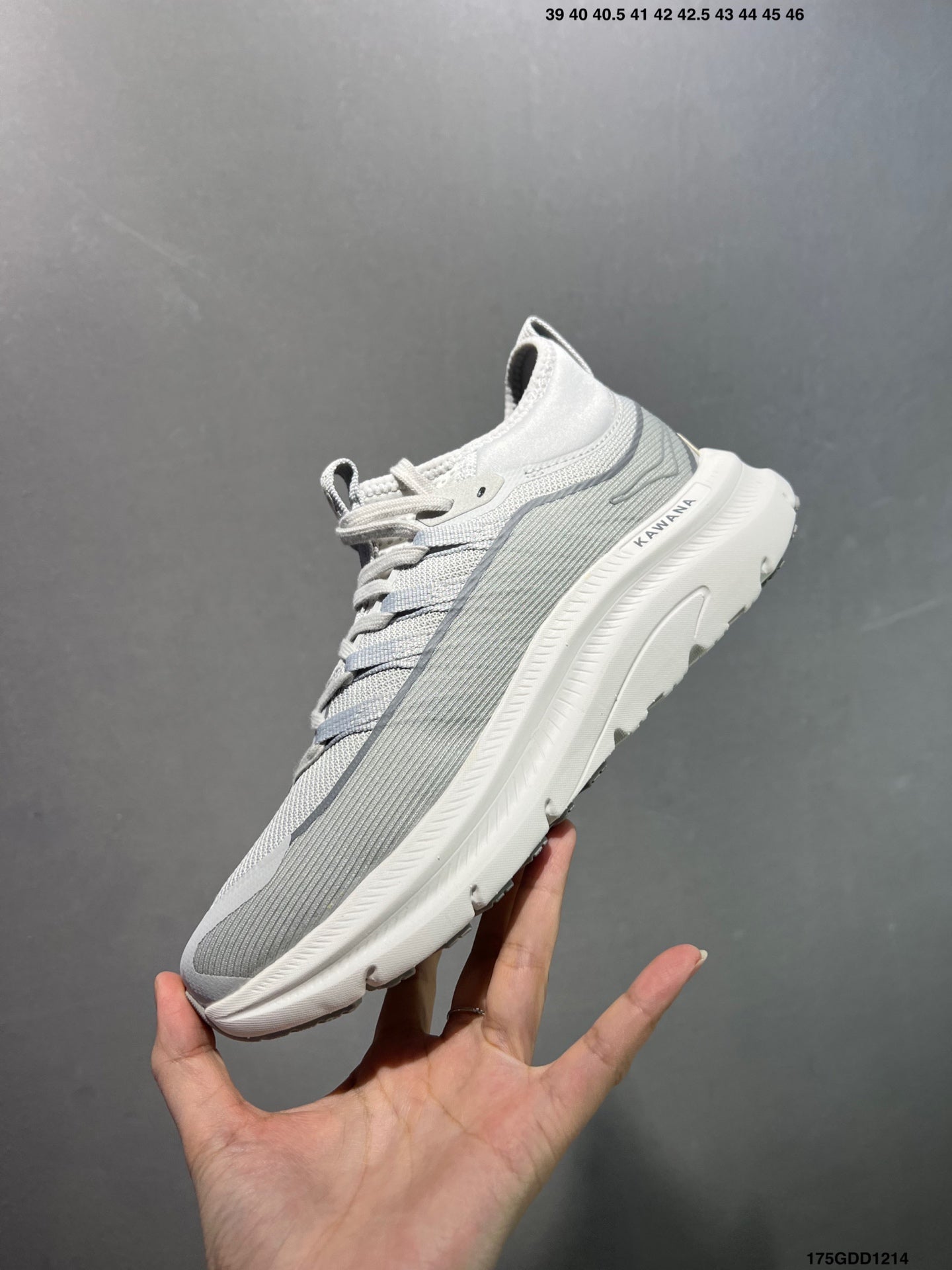 HOKA M KAWANA MID